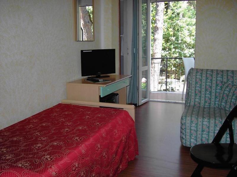 Hotel La Tavernetta Dei Ronchi 3*