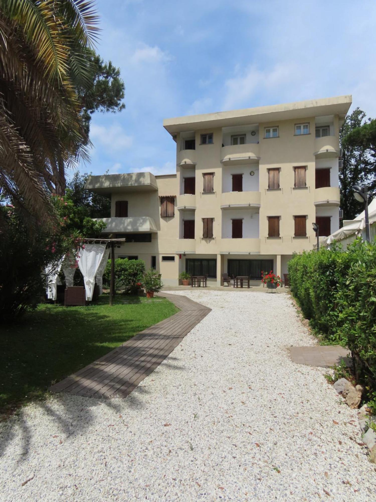 Hotel La Tavernetta Dei Ronchi